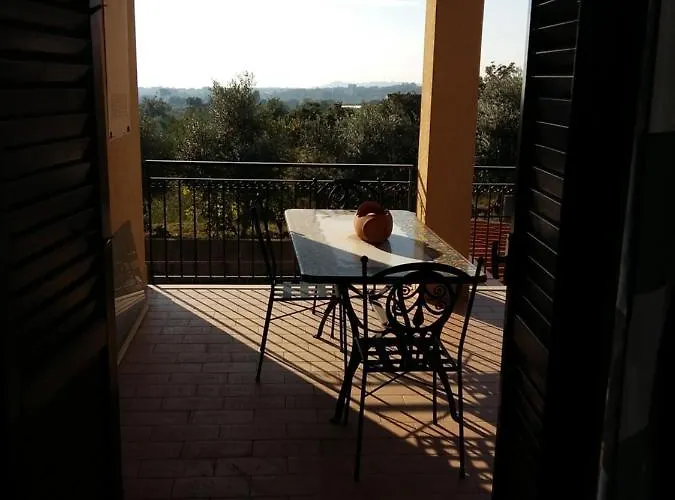 Lavinaio Bed & Breakfast *